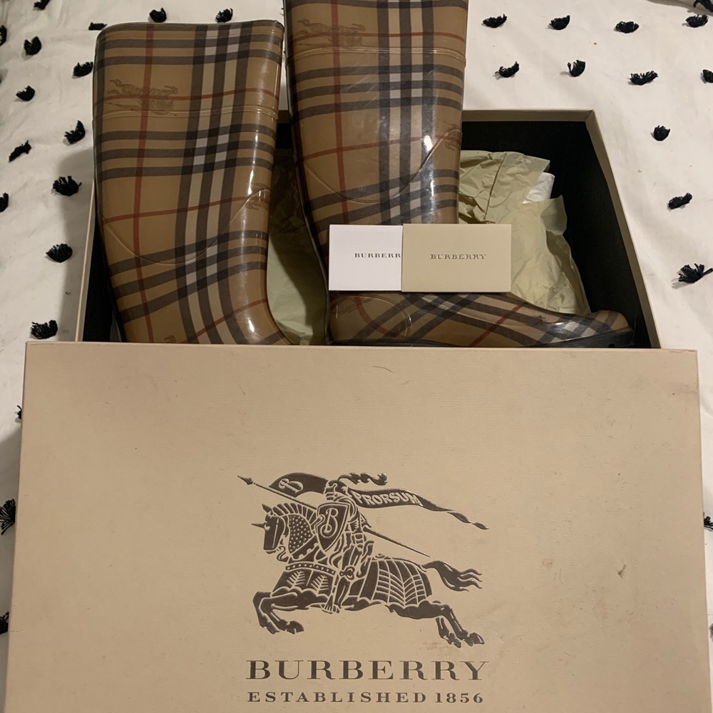 Burberry rain boots